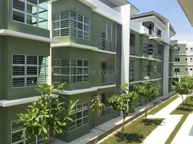 Bayu Residence 1 Kampong Salak Tinggi Luaran gambar